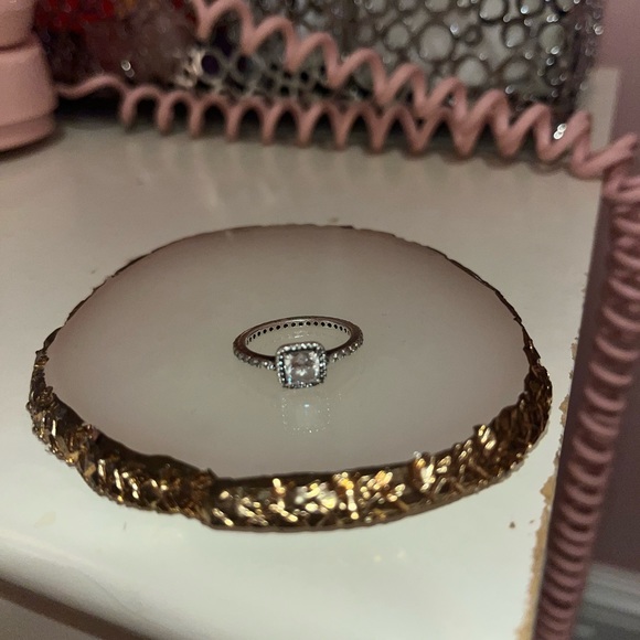 Pandora Square Sparkle Halo Ring - Picture 3 of 5